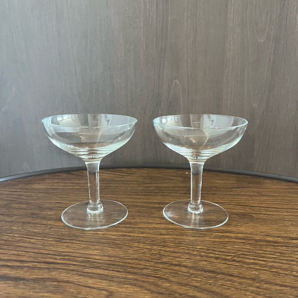 Set of 2 Coupe Glasses Clear Champagne Cocktail Minimalist Barware.